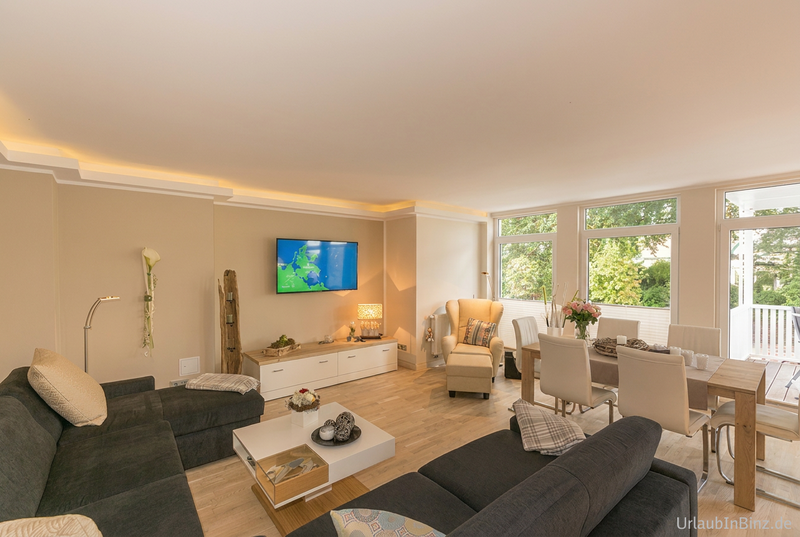 01 Wohnzimmer